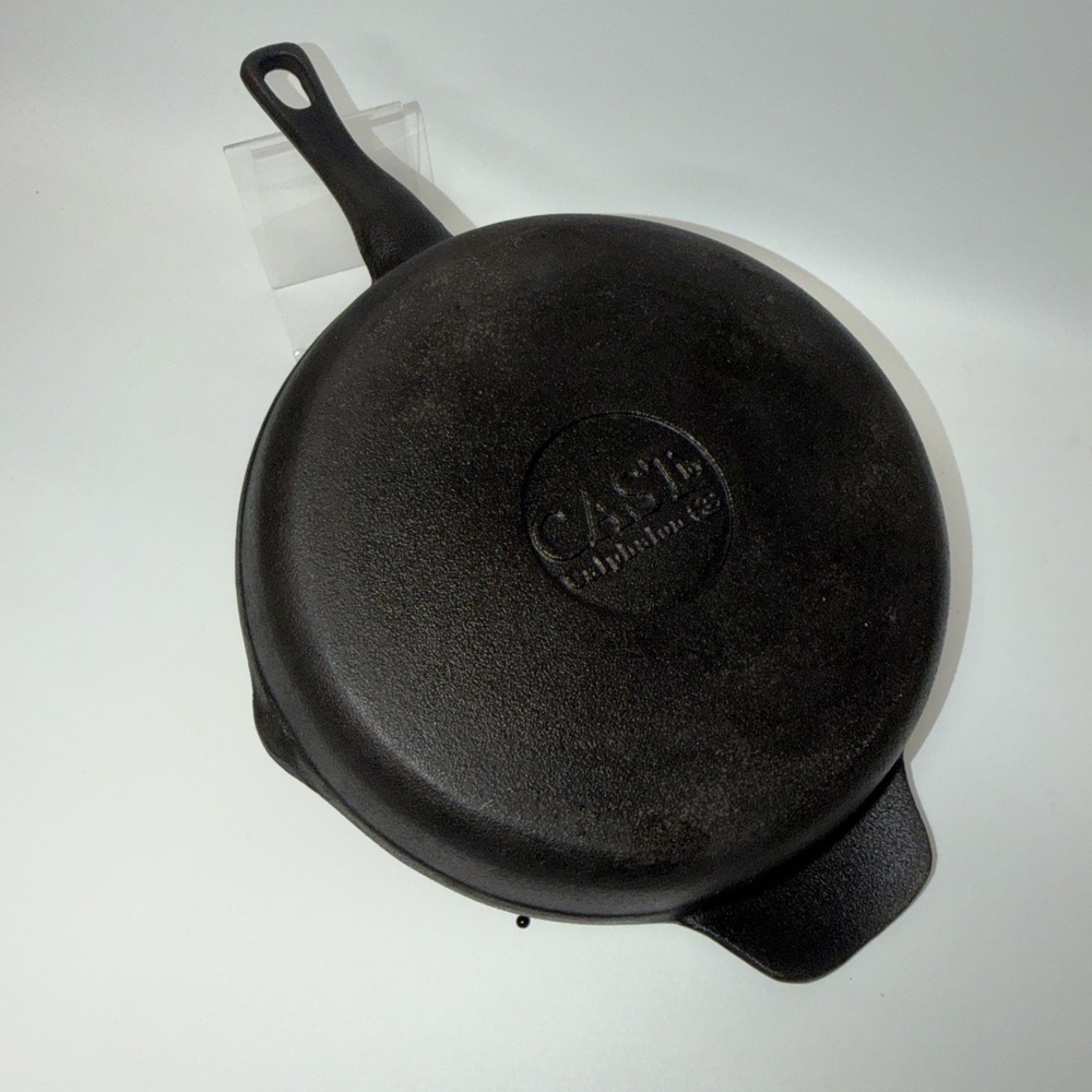 Cast By Calphalon 10" Handled Cast Iron Skillet.